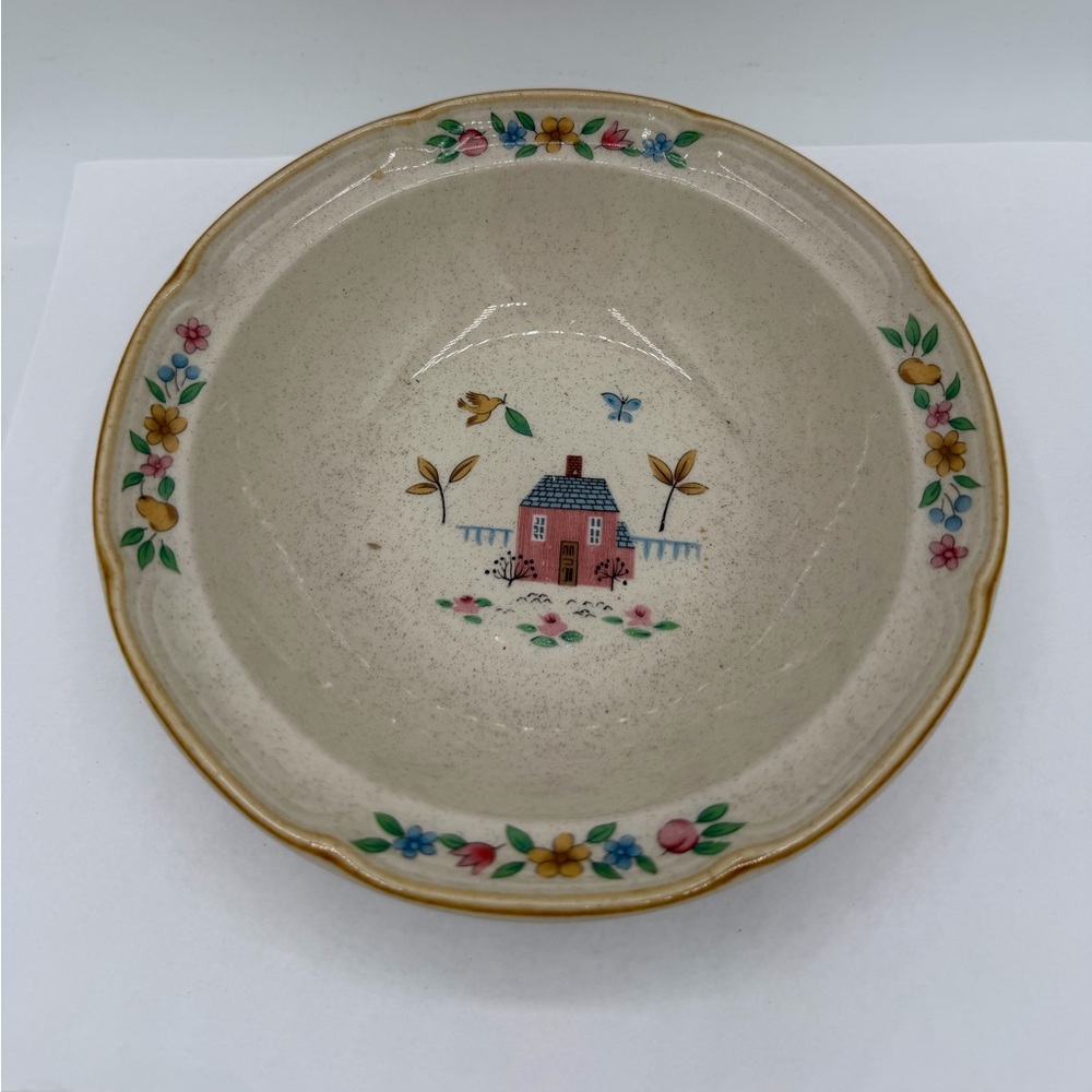 Cream Floral Cottage Ceramic Serving Bowl - Cream Color